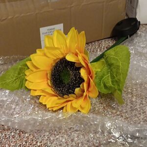 New LED Solar Sunflower Stake Large Sunflower New In Box